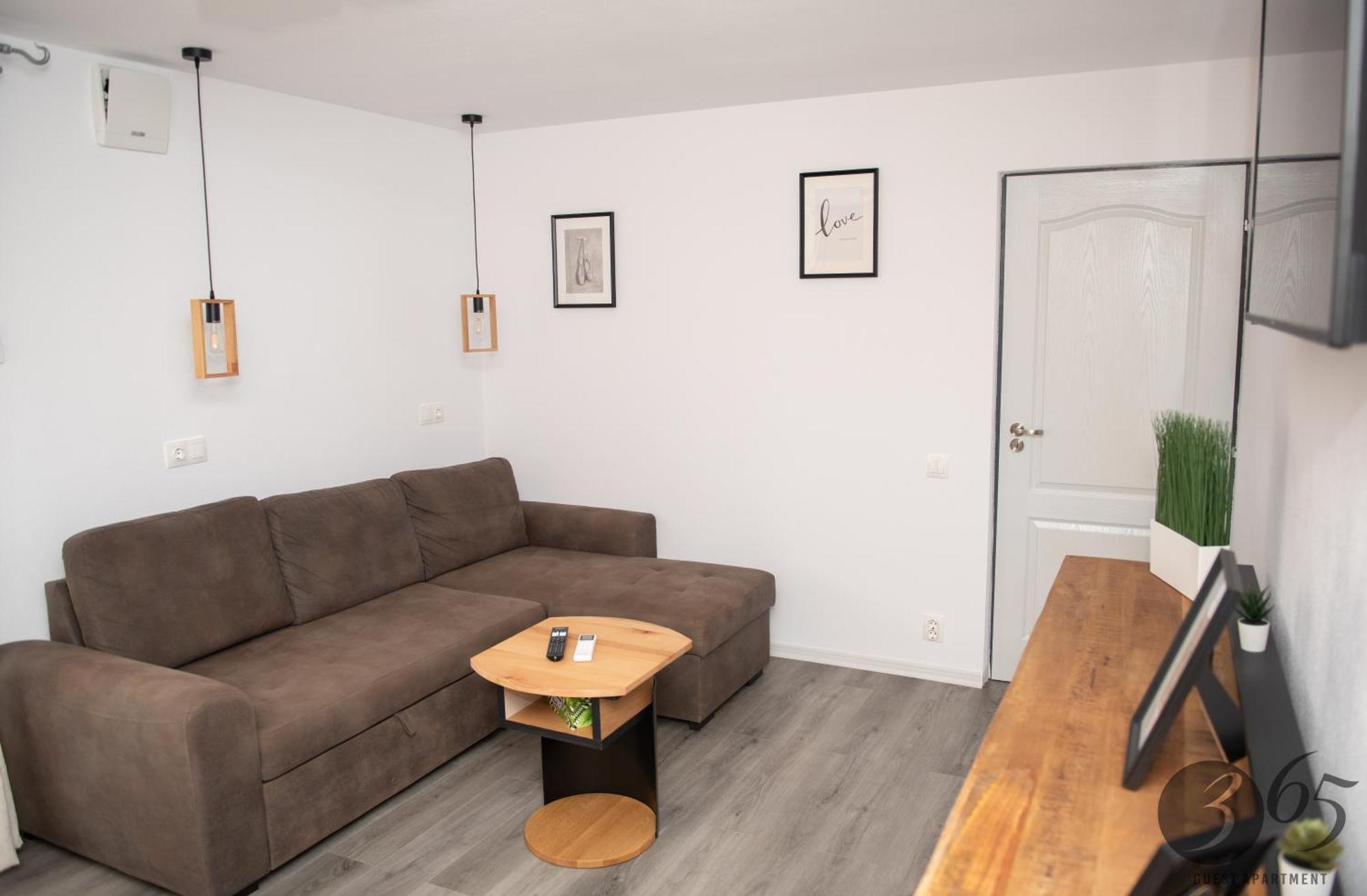 365 Guest Apartment Hunedoara Dış mekan fotoğraf